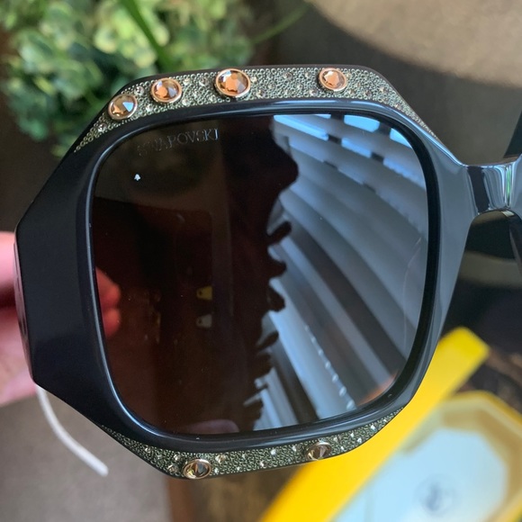 Authentic SWAROVSKI 53mm crystals geometric square sunglasses - Picture 3 of 16